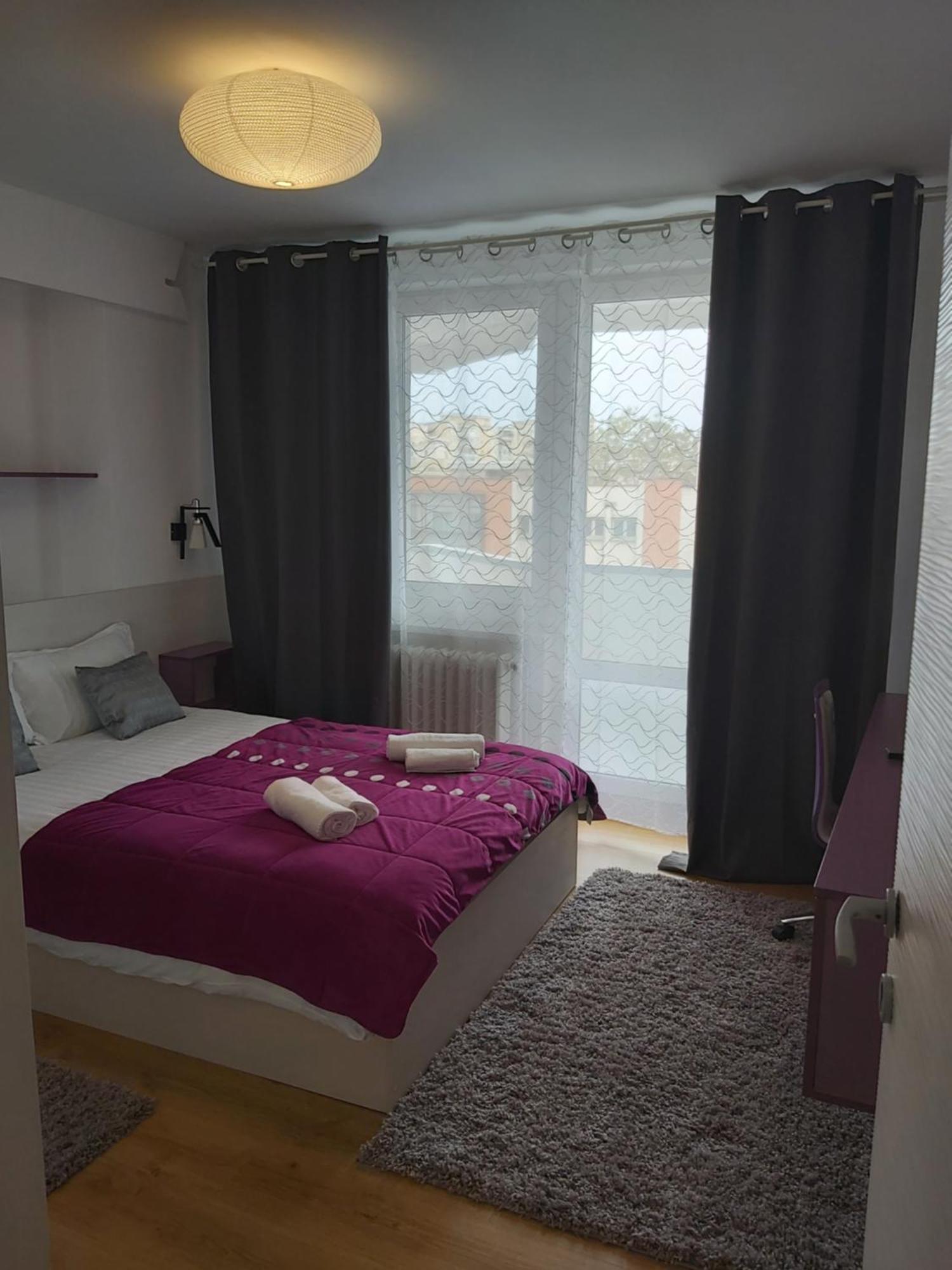 Chic Apartament Дева Номер фото